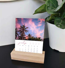 Load image into Gallery viewer, Desktop Calendars
